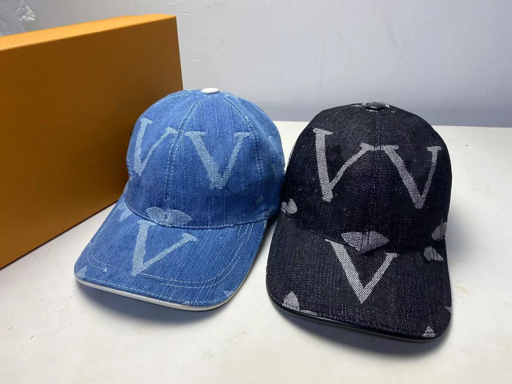 

High Quality Denim Cap With 3V Letter Print Fashion Casual Unisex Baseball Hat