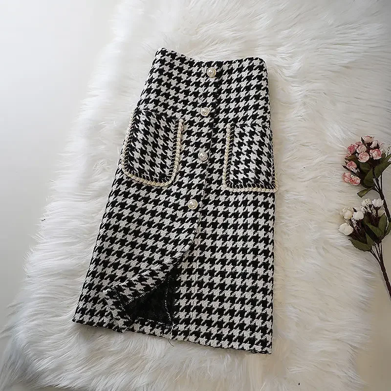 New Pocket Twed Style Plaid Woolen Skirt Women's Autumn/Winter 2024 Buttoned High-Waisted A- Line Skirt Fashionable and Elegant