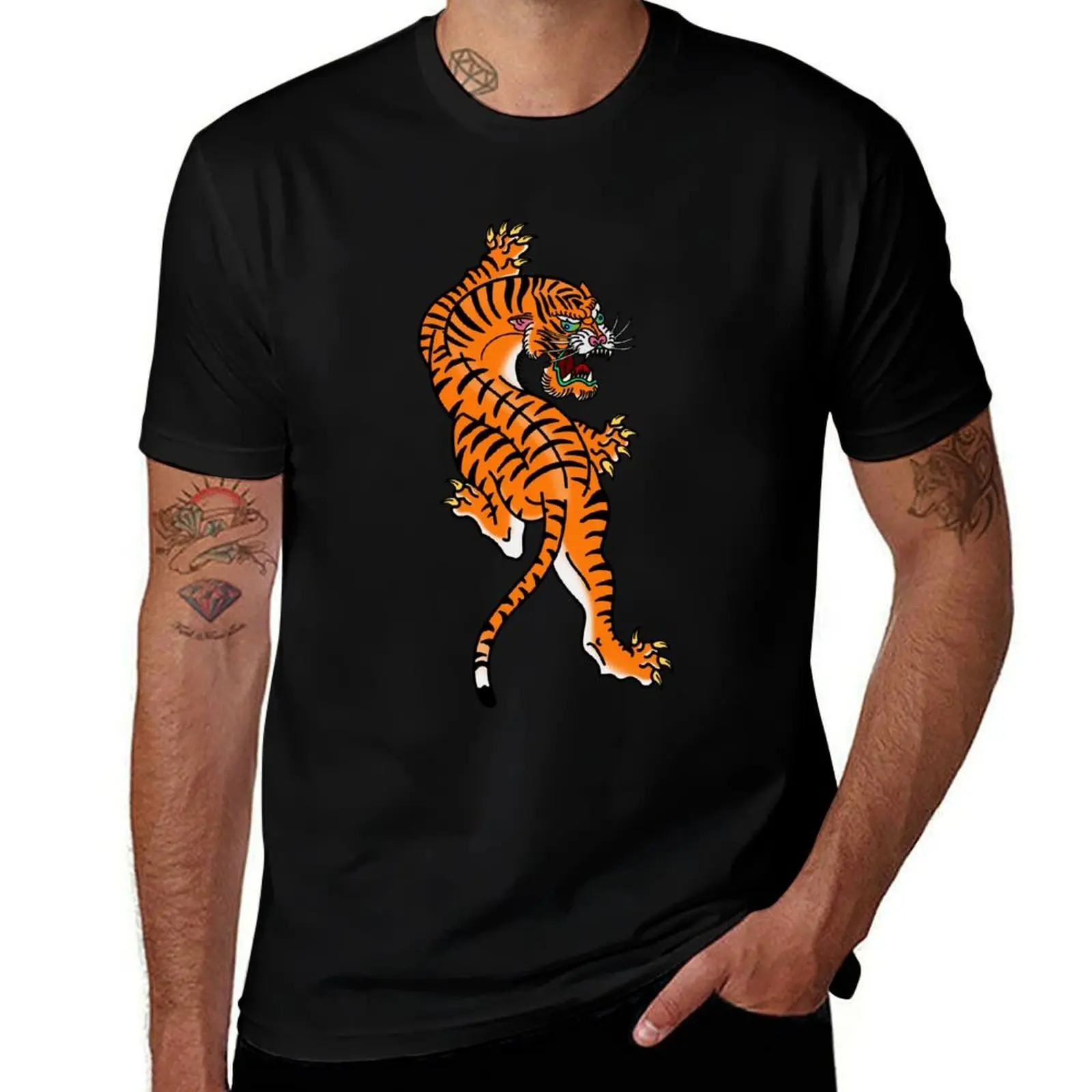 Crawling Tiger T-Shirt Casual Loose Fit Short Sleeve T-Shirt