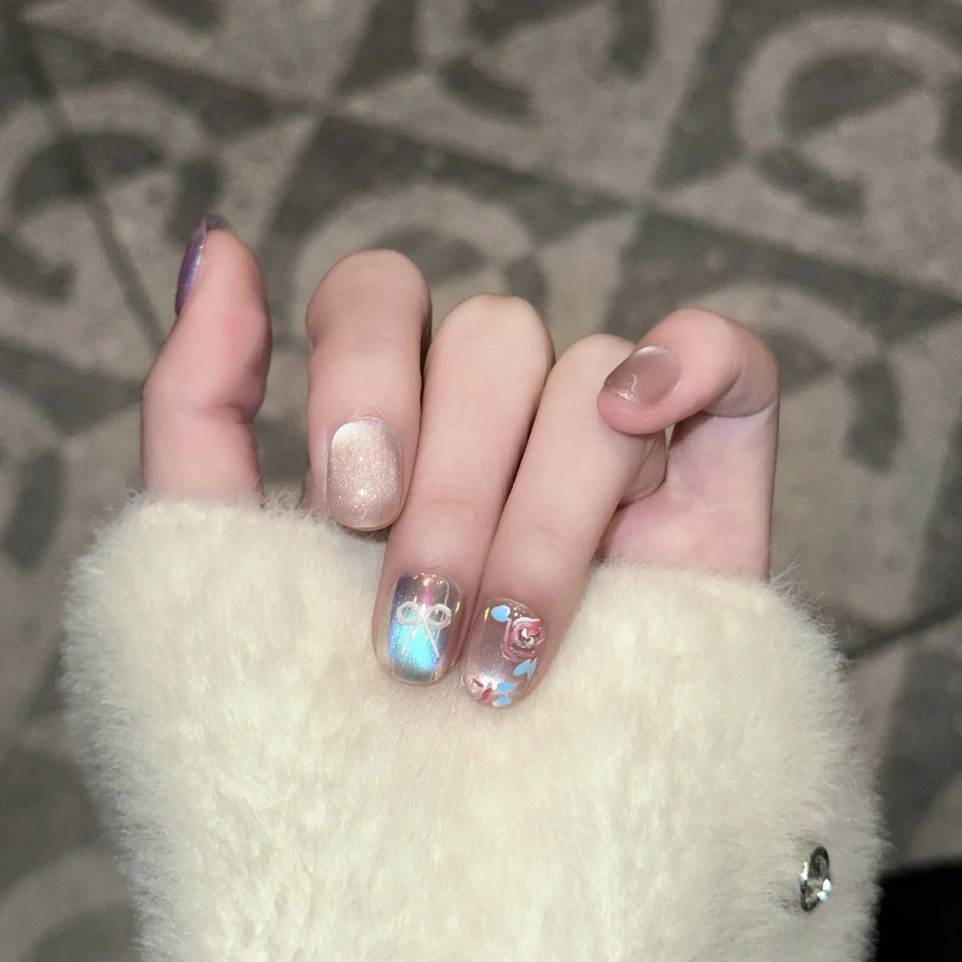 

10pcs Short Square Round Handmade Fake Nail Wearable Colorful Smudge Design False Nail Flower Bow Nails Simple Press on Nails