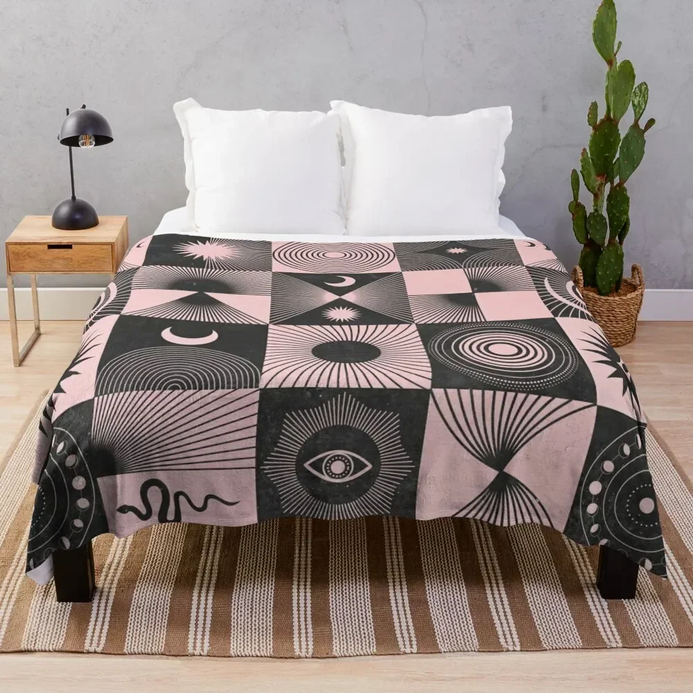 

Pink Esoteric Patchwork Throw Blanket manga Camping Flannel Fabric Summer Beddings Blankets
