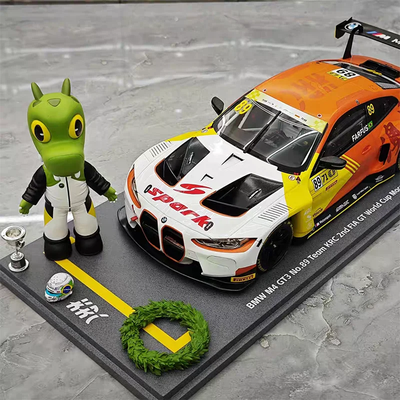 신제품 1:18 1:43 스파크 2024 Krc M4 Gt3 89 그랑프리 스페셜 인젝션 시뮬레이션 레진 미니어처 레이싱 모델 장난감 장식품