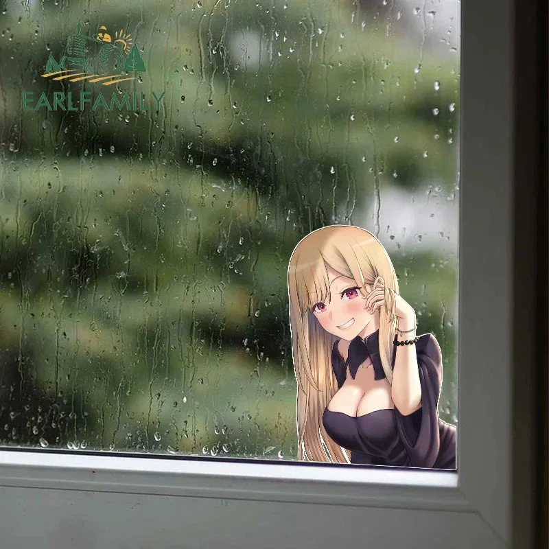 EARLFAMILY 13 cm x 12.7 cm per Marin Kitagawa Adesivo per auto Protezione solare Divertente Decalcomania per moto Tavola da surf impermeabile Grafica per etichette per auto