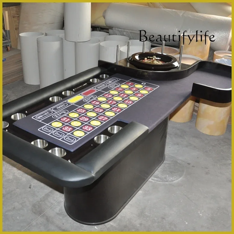 

Roulette table, personalized black trimmer