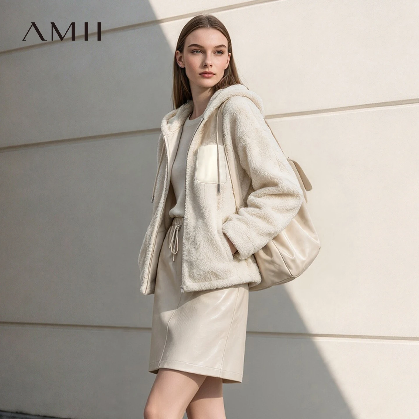 AMII Women's Hooded Coat Drawstring Hood Faux Fur Teddy Jacket Leather Patch Pocket Warm Fit Eco Furry Zip Up Outerwear 12624115