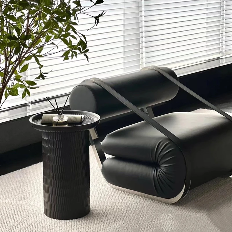 Design Gravity Chair Retro Light Luxury Black Silicone Leather Sofa Chair