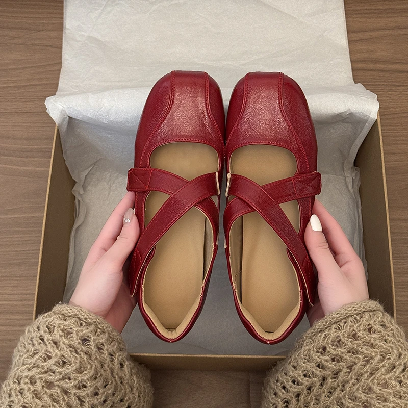 Retro Square-toe Mary Jane Shoes for Women, with Soft Bottom, Suitable for Various Occasions and Easy To Pair.
