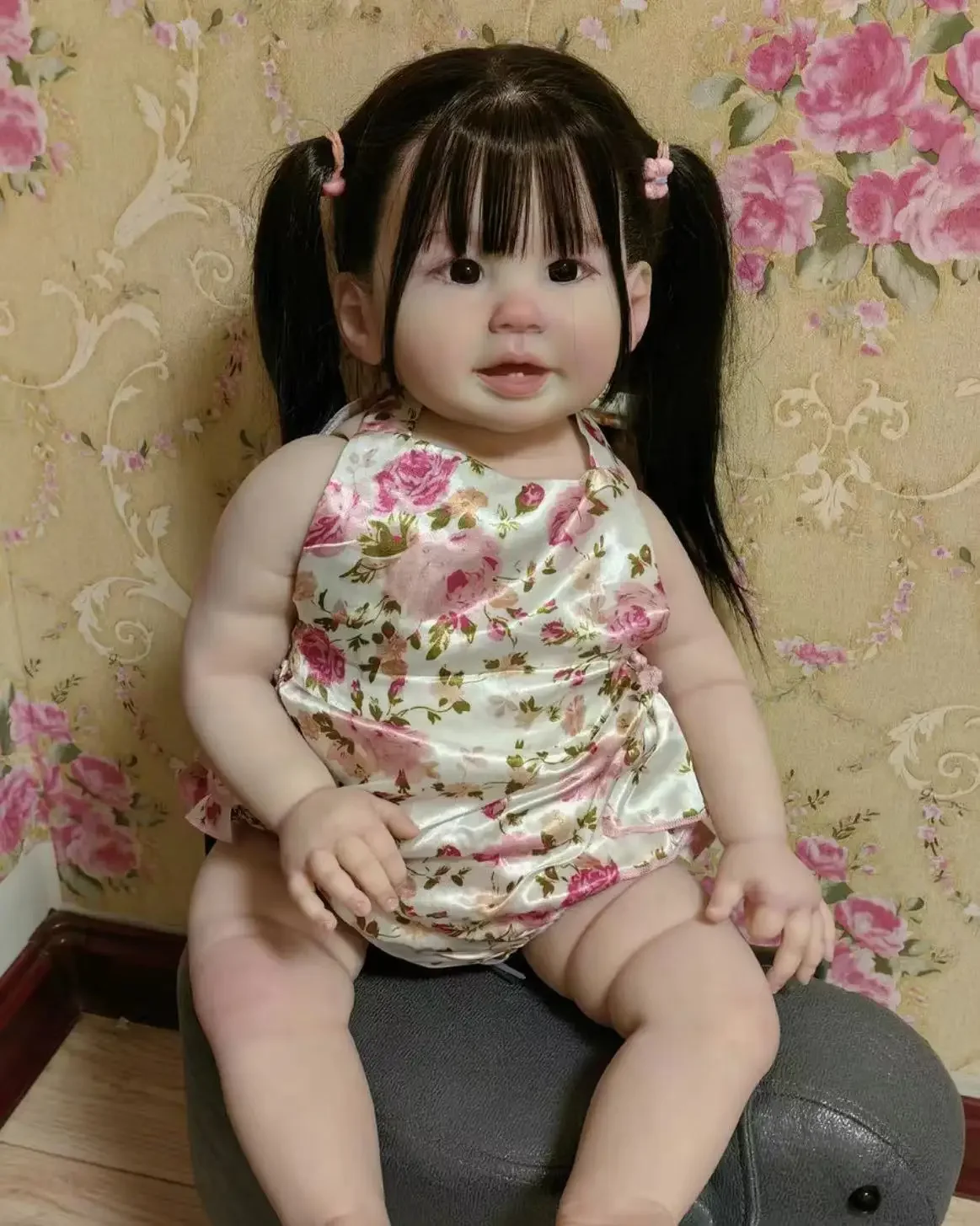 St.Store Personalizowana, limitowana edycja, 28-calowa lalka Reborn Teegan z ręcznie przyszytymi, czarnymi włosami, gotowa lalka, prezent na Boże Narodzenie