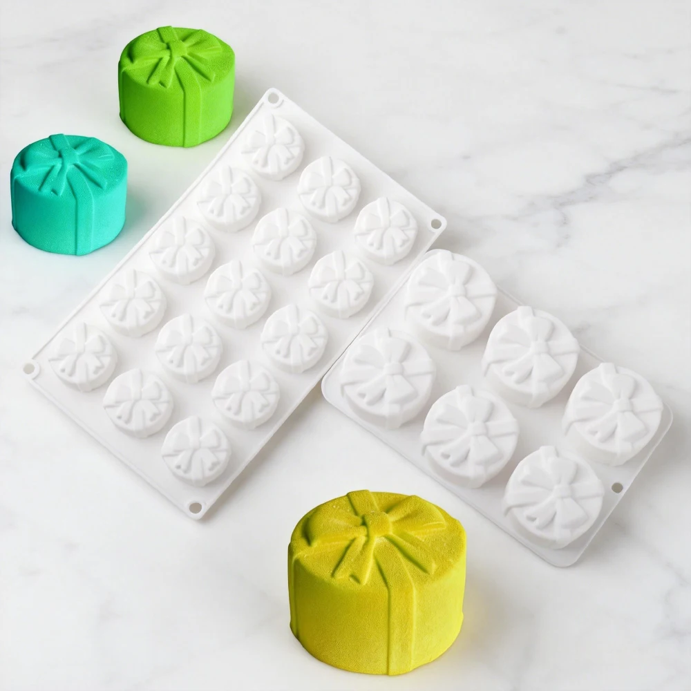 6 or 15-Cell Cylindrical Gift Box Design Silicone Chocolate Mold Christmas Cake Mould Food Grade Kitchen Dessert Baking Tools