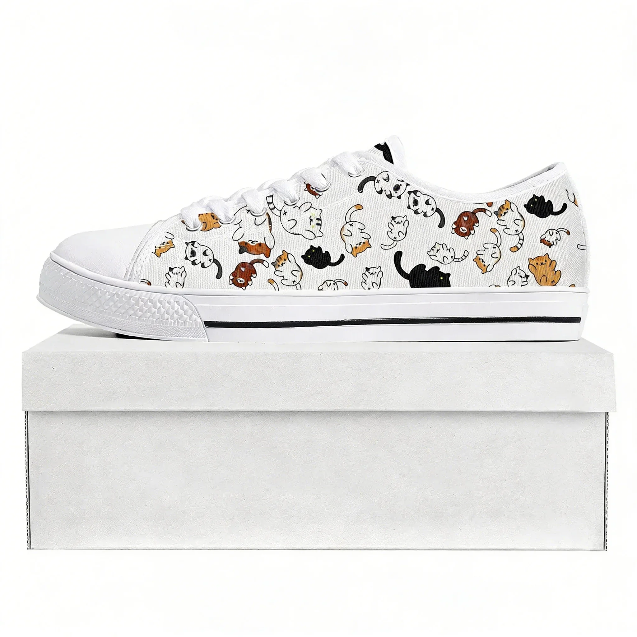 

Cute Fat Cat Pet Cat Low Top Sneakers Mens Womens Canvas Custom Shoe White Sneaker Casual Couple Shoes