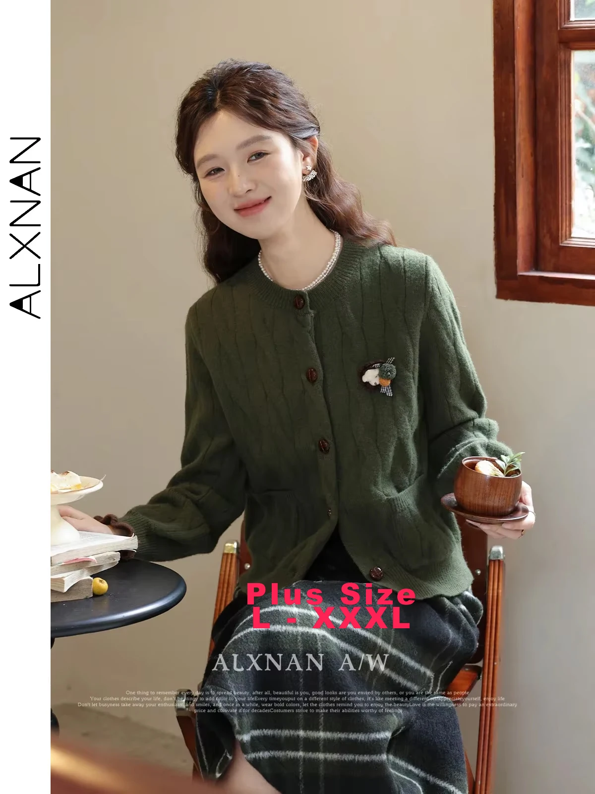 

ALXNAN Women's Plus Size Loose Knit Cardigans O-neck Lantern Sleeve Bear Brooch Resin Buttons Sweaters 2024 Autumn Winter D00926