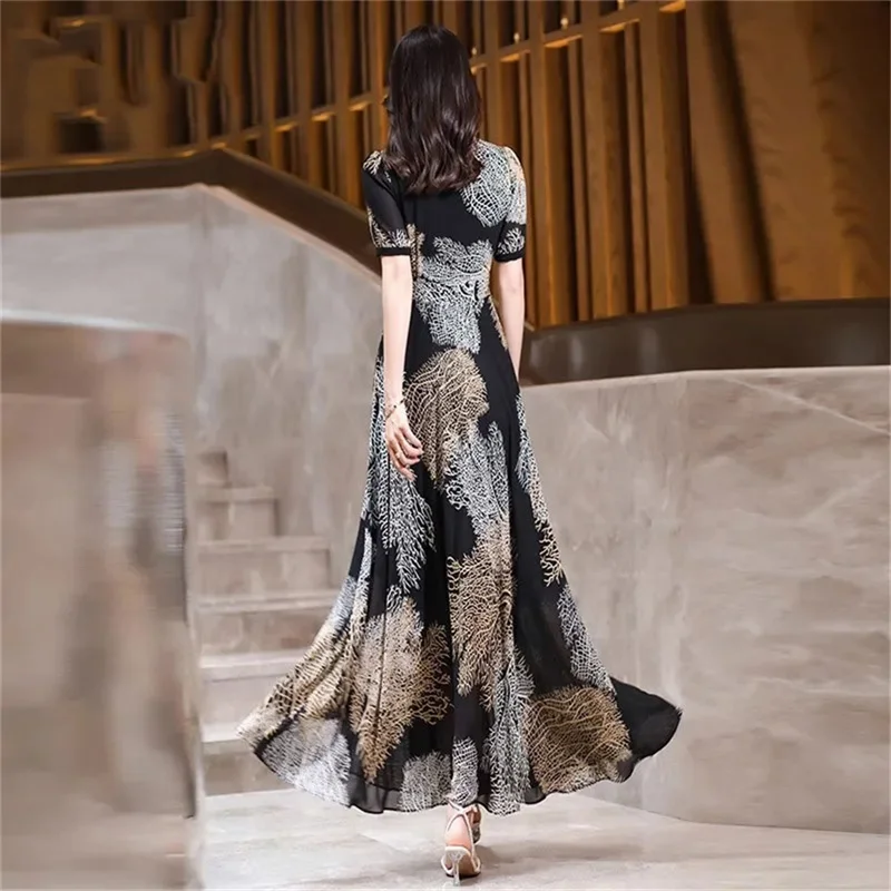 Fashionable Dignified and Atmospheric Waist Cinching Chiffon Dress 2024 Summer New Style V-neck Temperament Waist Cinching Skirt