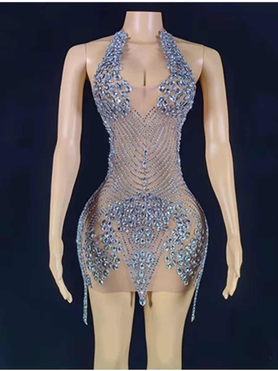 ชุดราตรีหรูหราประดับมุกและคริสตัล  ชุดมินิเดรสแบบผูกคอ  ชุดปาร์ตี้วันเกิด  ชุดออกงานกลางคืน