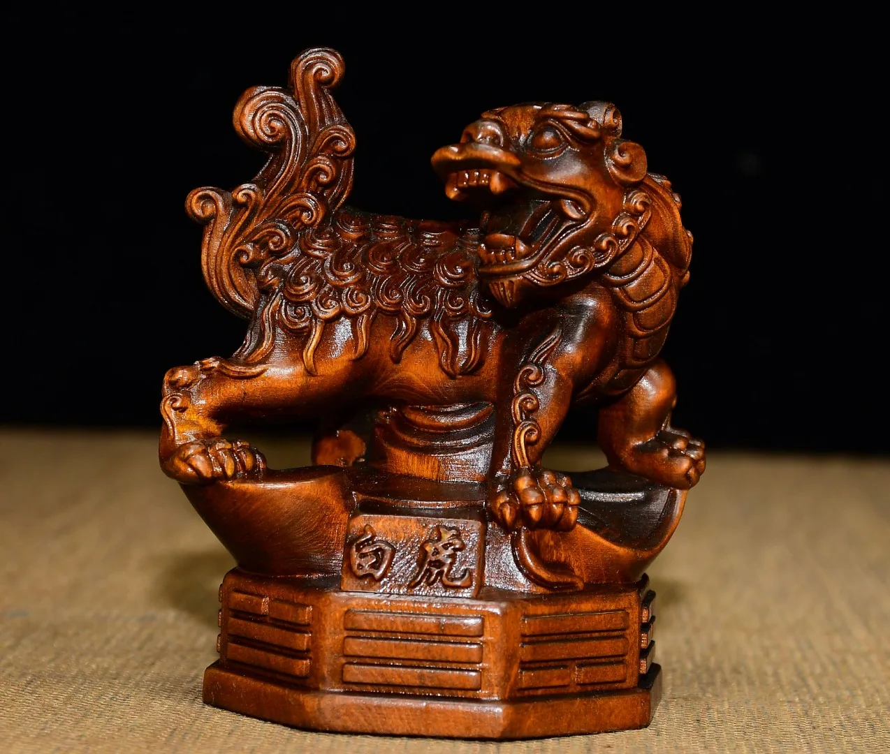 Old Boxwood wood carving White Tiger Divine Beast Statue Bagua base Study Amass wealth Ornaments Town house