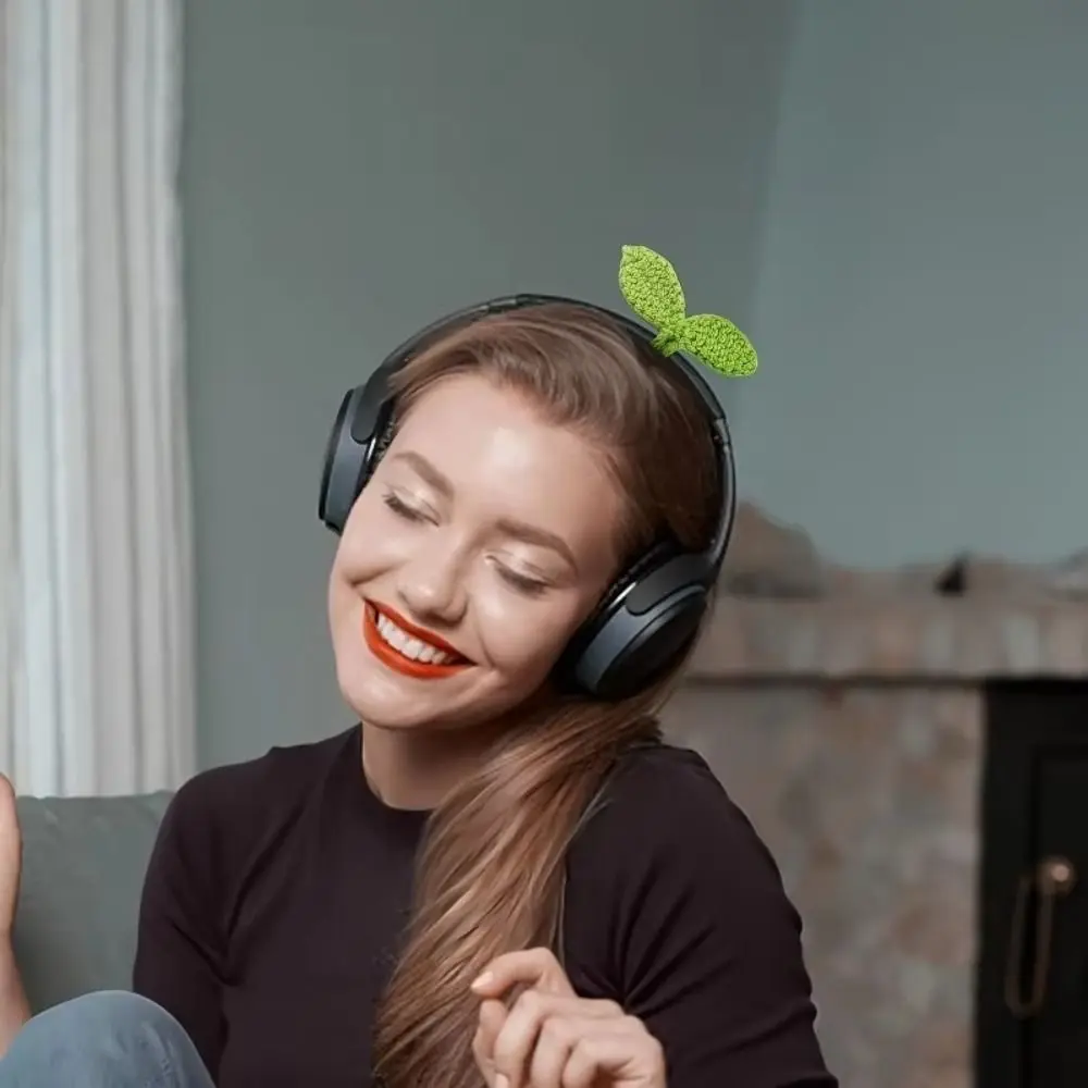 

Multifunctional Hand-Knitted Crochet Leaf Sprout Versatile Cute Decor Headphone Decor Crochet Leaf Bud Crochet Bookmarks