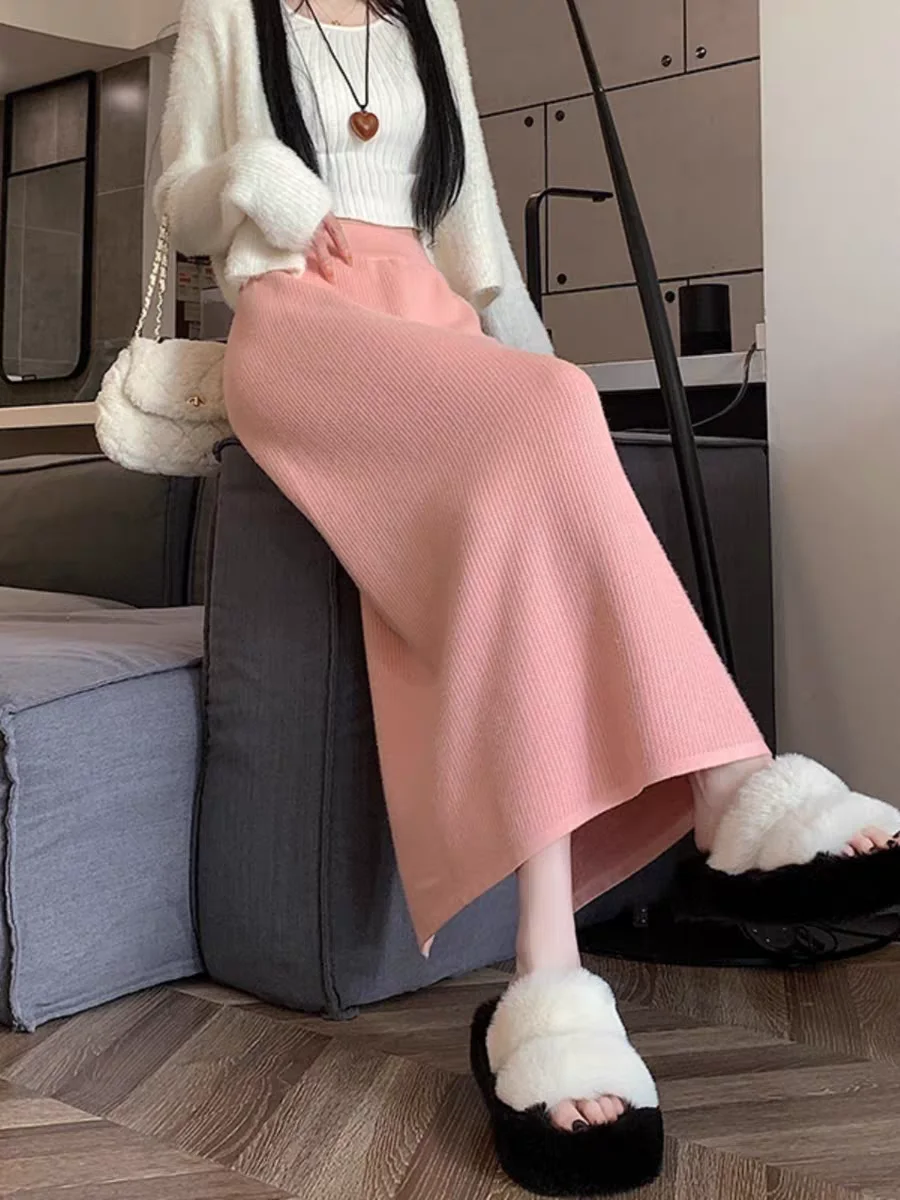 2025 New Thick Knit Midi Skirt High Waisted Straight Hem Bodycon Pencil Skirts for Petite Women Cozy Fall Winter Fashion