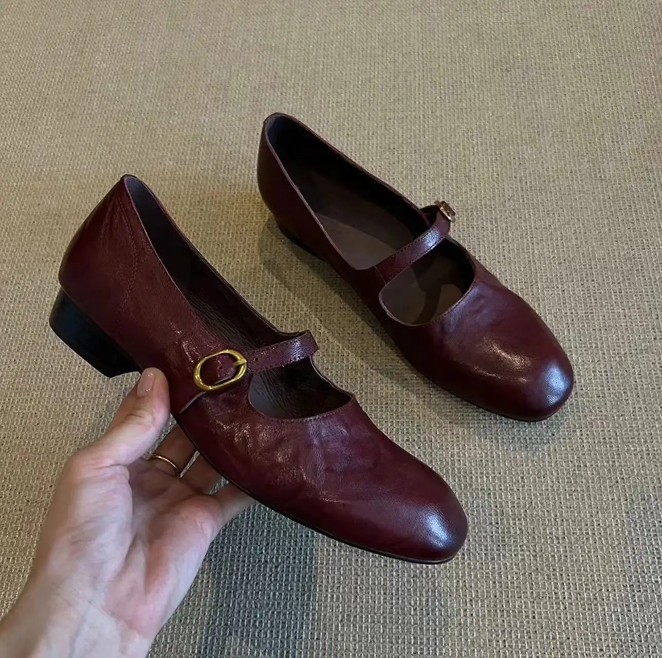 

Винно-красные кожаные туфли Мэри Джейн с пряжкой, женские, ретро, для повседневной носки, универсальные, на низком каблуке, удобные, для комфортной носки