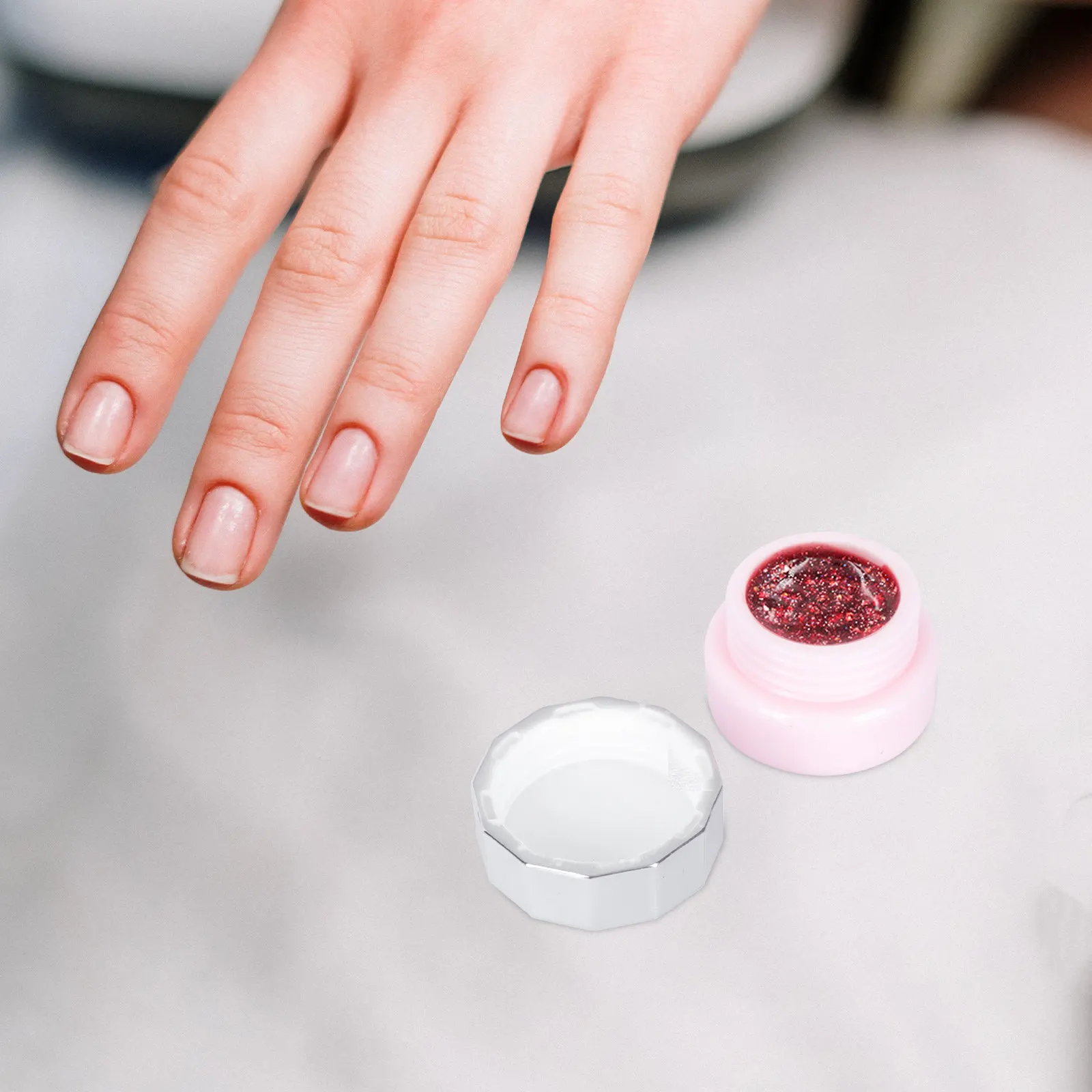 4Pcs 매니큐어 젤 병 빈 휴대용 여행 크림 로션 컨테이너 네일 접착제 스킨 케어를위한 리필 가능 플라스틱 병