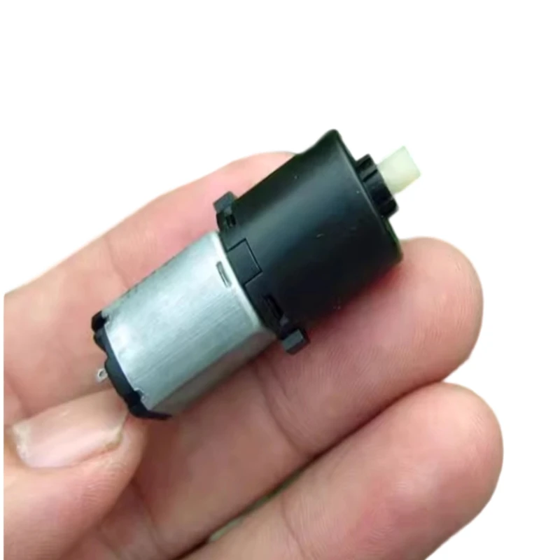 

16mm 3-Stage Plastic Planetary Gear Motor 1:100 Reduction with 4MM Dual Flat Shaft Lightweight for RC Car Models DC5V-7.2V