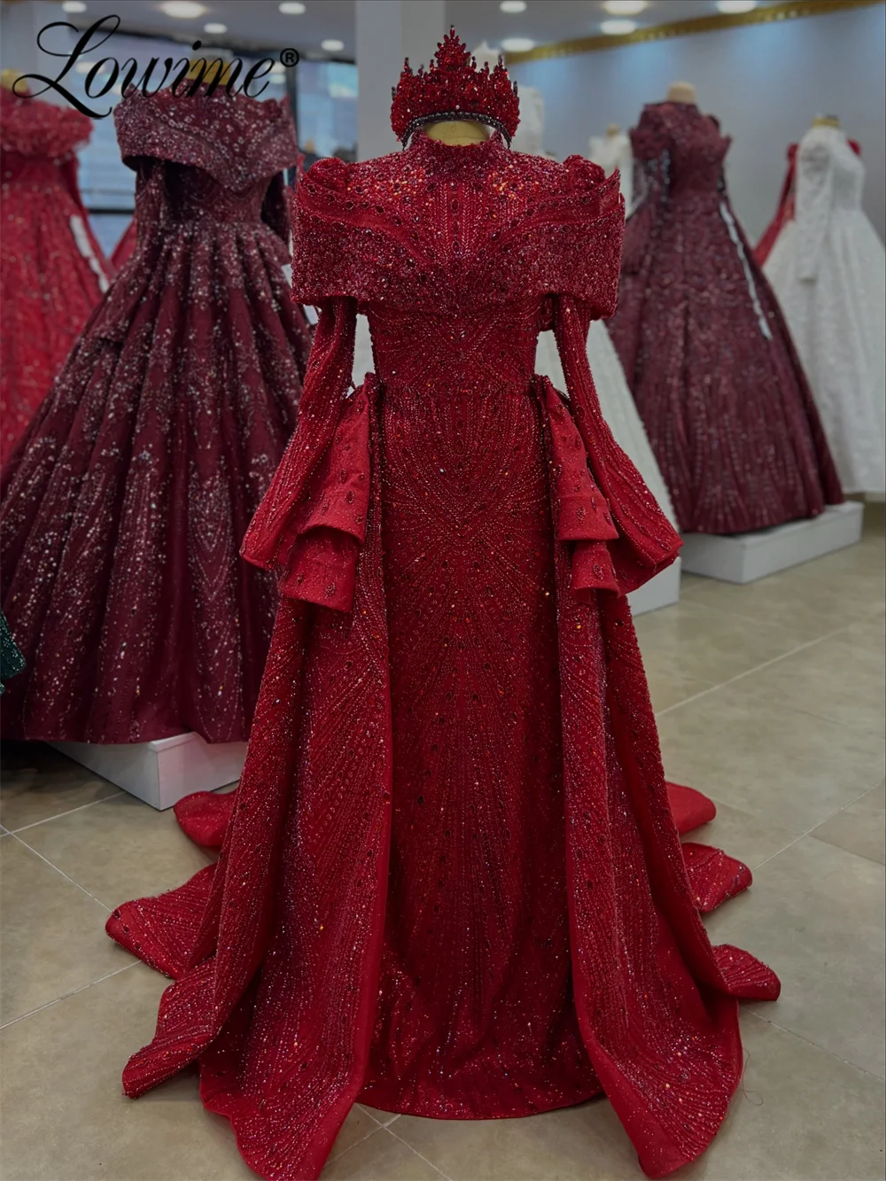 

Burgundy Muslim Middle East Party Dresses Elegant Wine Red Crystals Beaded Women's Formal Evening Gown Saudi Arabia Prom Dresses