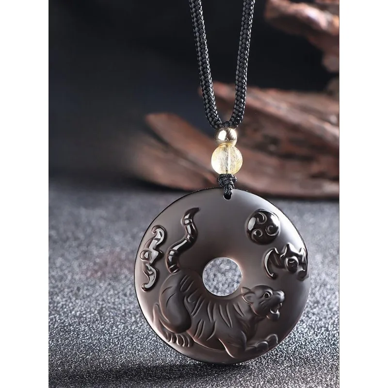 

Ледяной обсидиан, двенадцать знаков зодиака, безопасная пряжка, кулон, мужское ожерелье, год Натата, кролик, покровитель, святой кулон