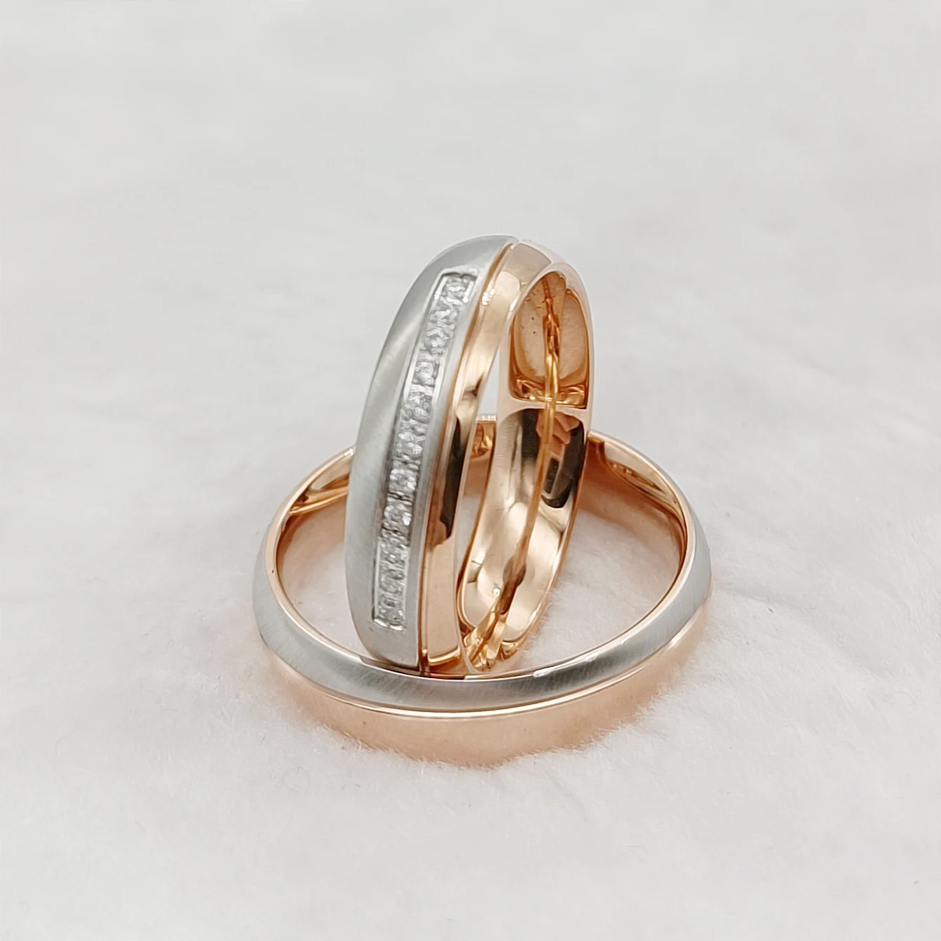 Unique Bicolor 14K Rose Gold Plated Wedding Rings Set for Couples Surgical Stainless Steel Jewelry Alliance