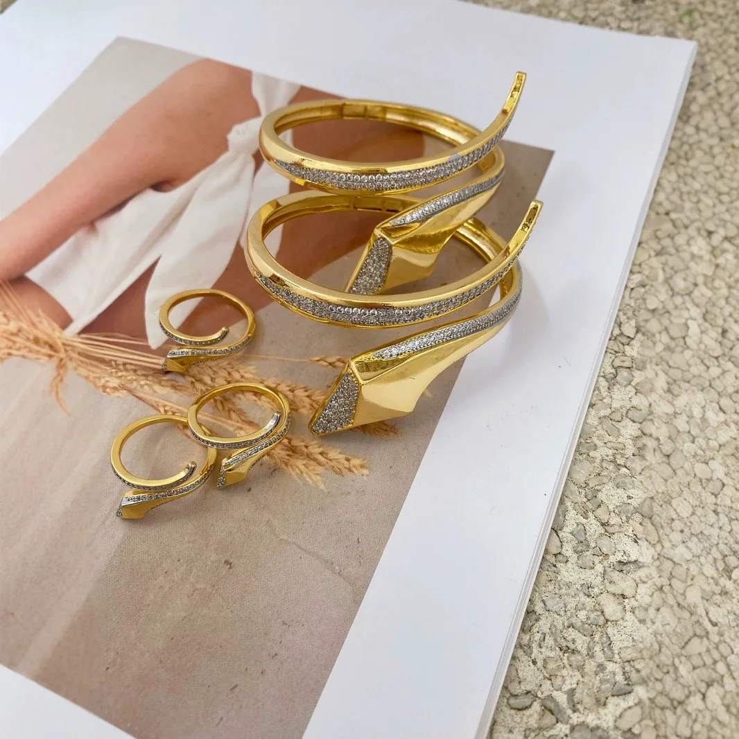 

Creative High quality 18-k Gold Plated Silver Zircon Cuff Bracelet Fashion Women Jewelry Gift