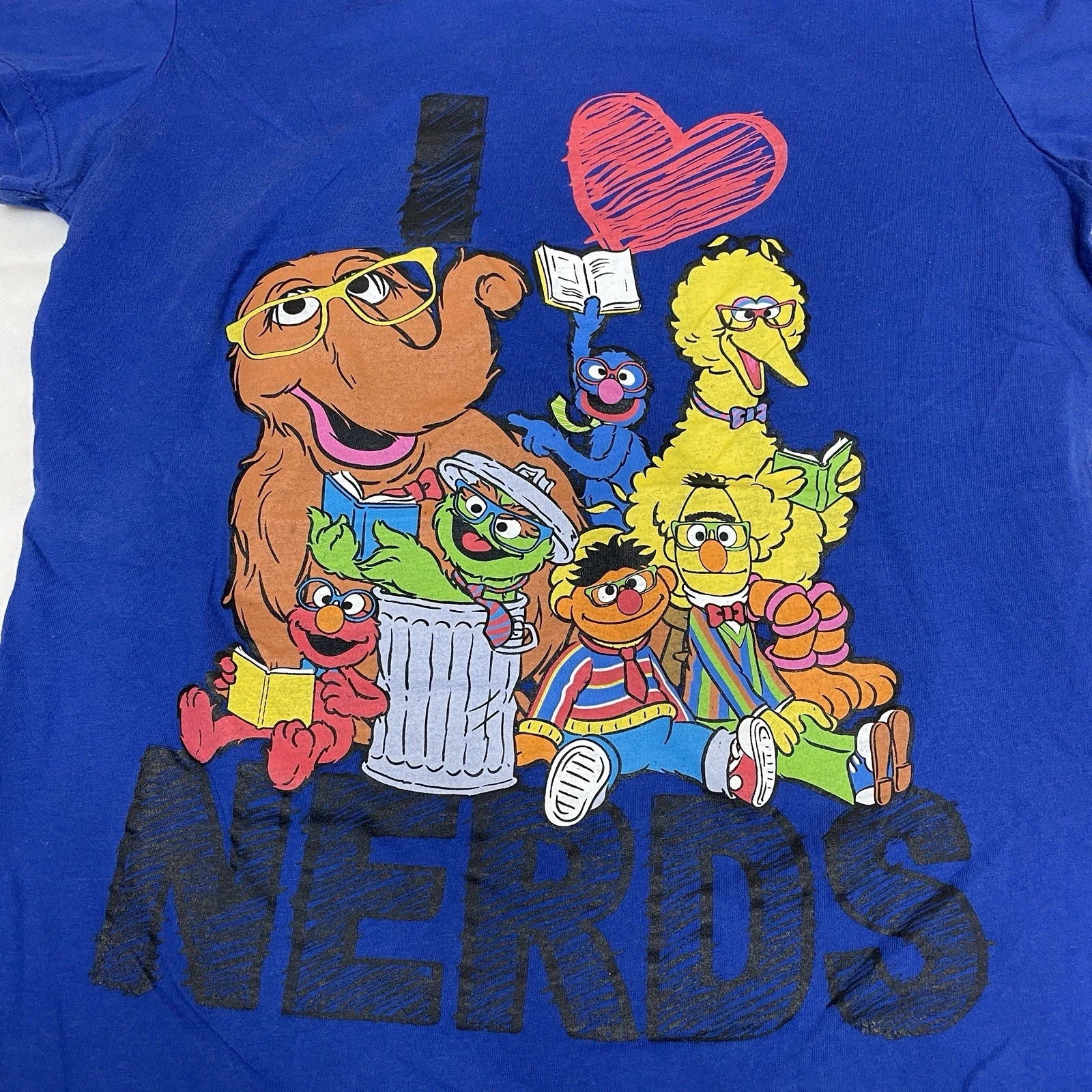 Blue Sesame Street T-shirt with Blue Nerd Glasses Sesame Street Character Fan Commemorative Gift for Men's Daily Wear