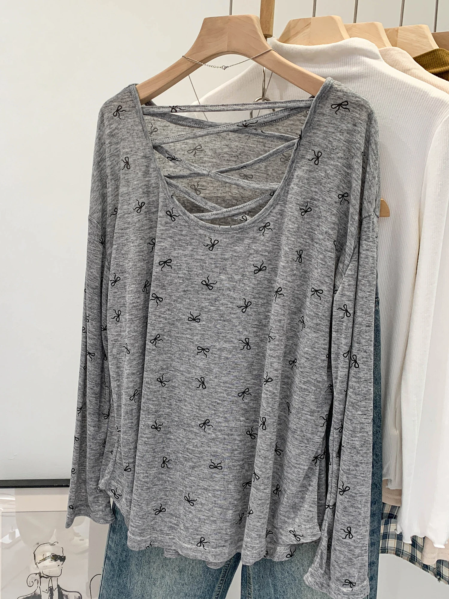 Unique Design Black Long Sleeve T-Shirt Women's Autumn New Thin Hollow out Back Sunshade Cover up Top  Knot Commute ...