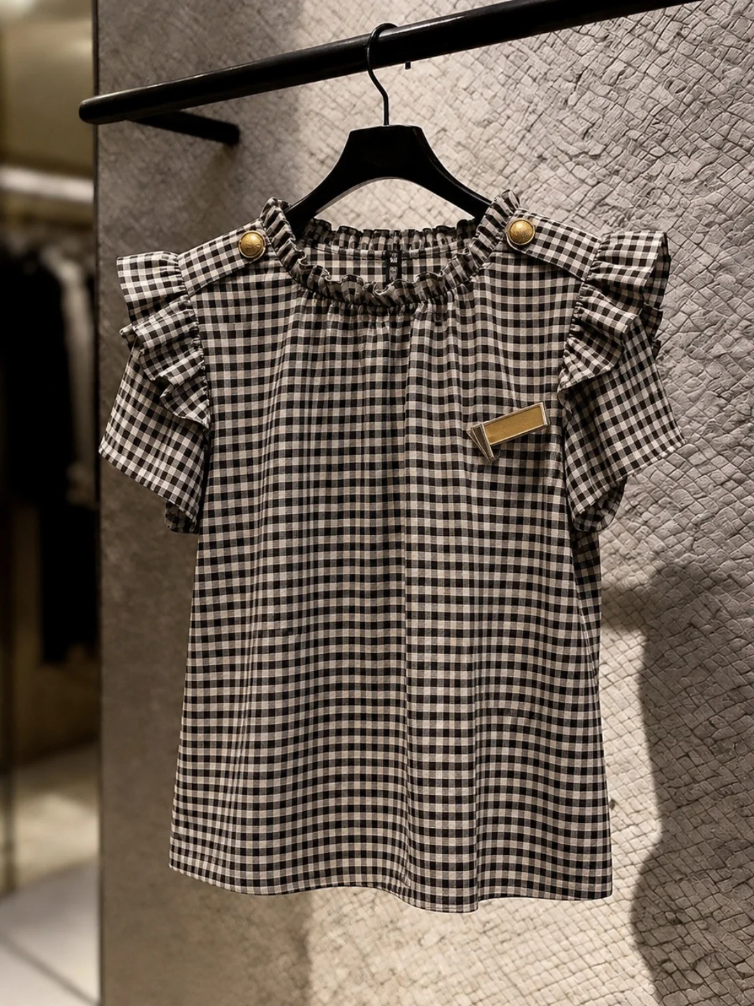 

Trendy Plaid Shirt Short Sleeve Commute Women's Fashion Summer 2026 Straight Cut Korean Style Silk Top Unique Design