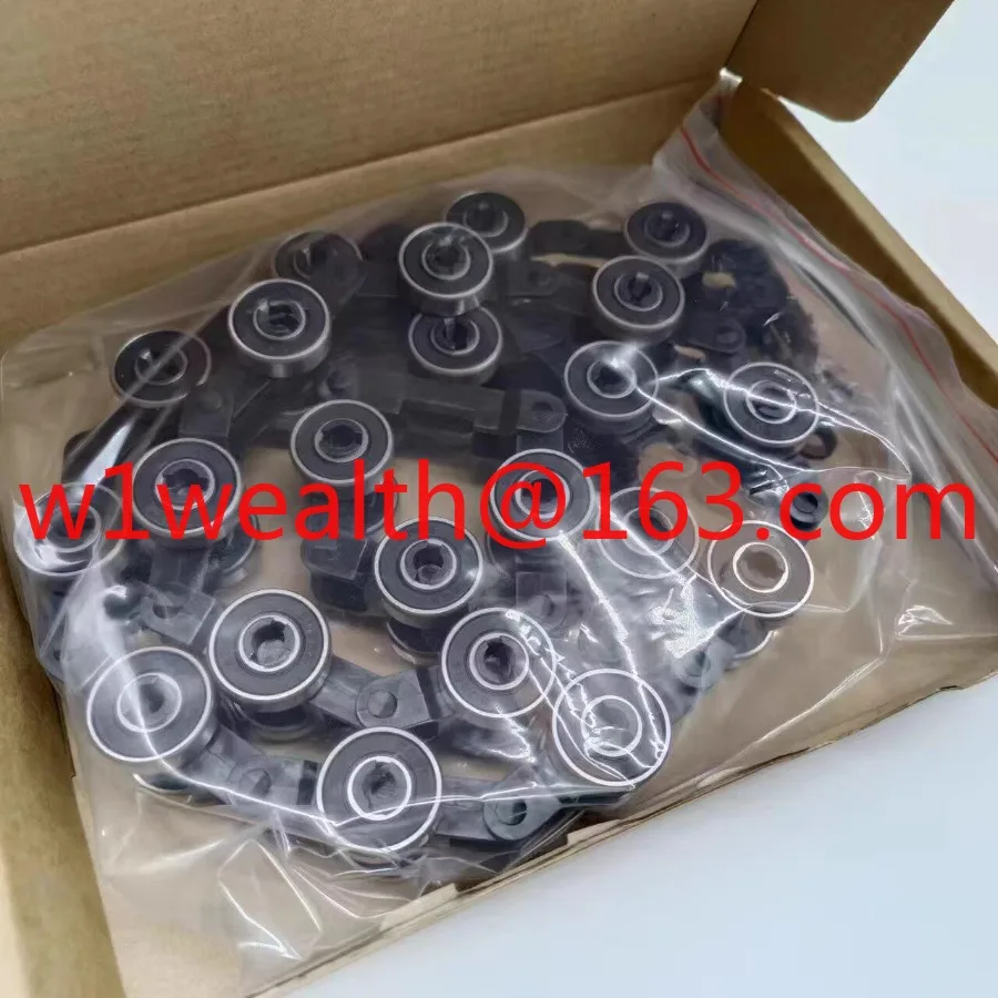 Escalator slewing chain, the new elevator slewing chain has 17 sections and 24 sections, which is suitable for Kunshan KONE