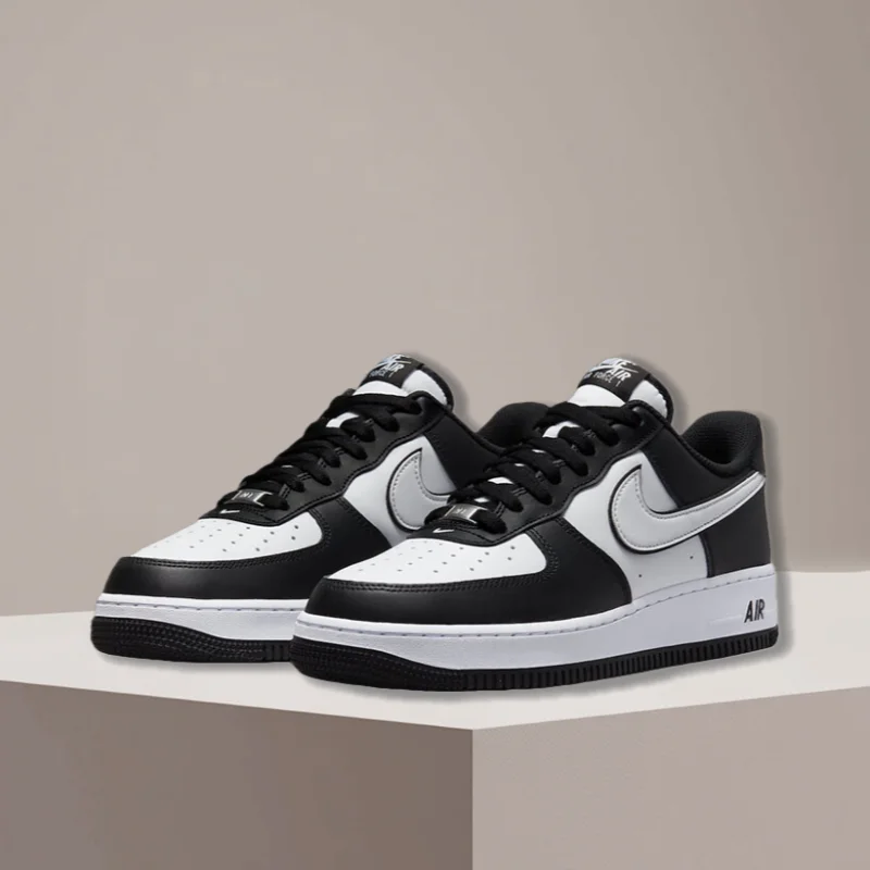 

Nike Air Force 1 Low-Top Classic Panda Black & White Slip-Resistant Durable Sneakers Unisex Style DV0788001