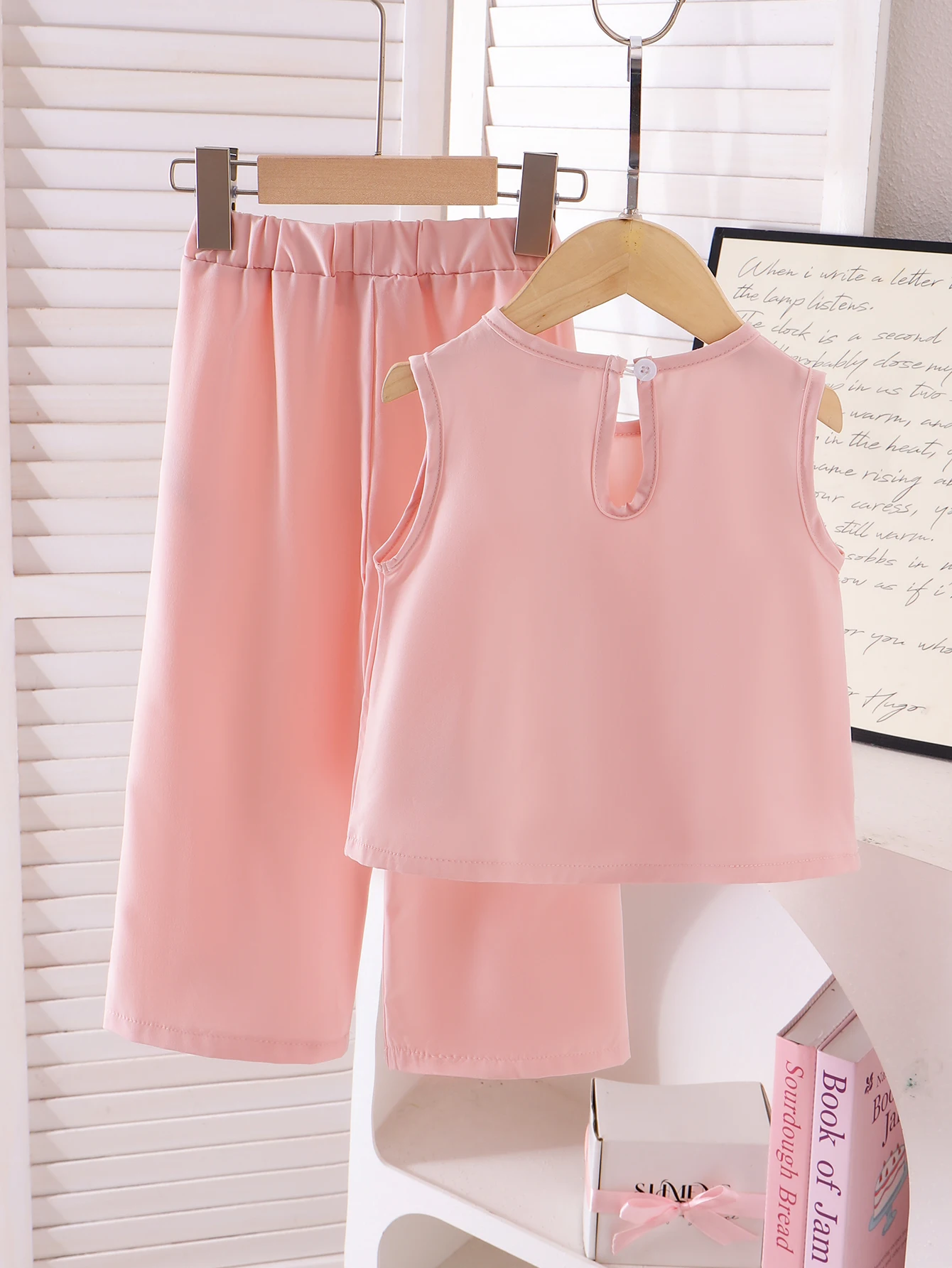 Summer Cross-Border New Girl Sweet and Cute 2-7 Years Old Pink Vest + Pant Set