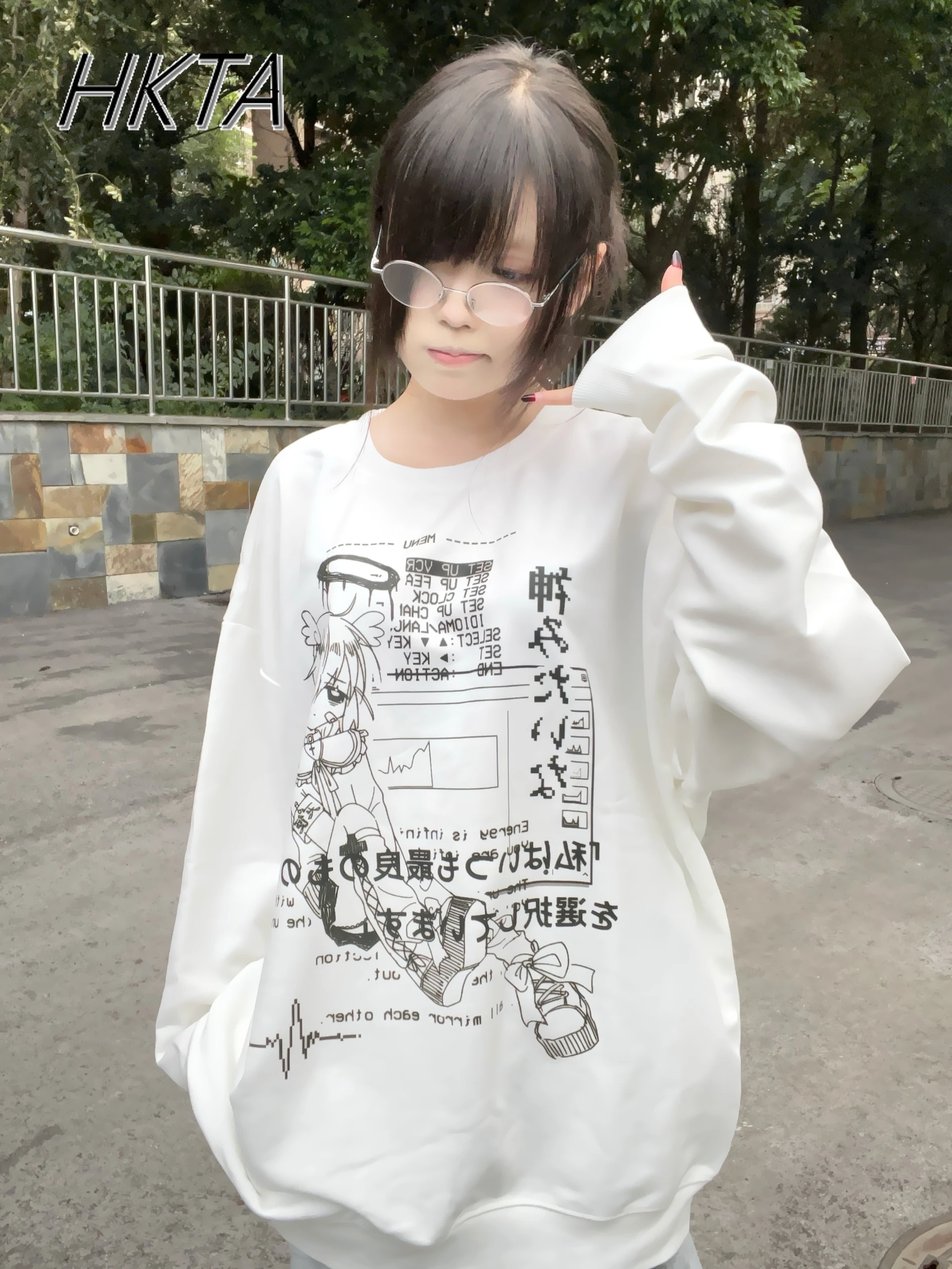

Japanese Mines Long Sleeved Crew Neck Two Dimensional Sweatshirts Women Punk Subculture Letter Print Loose Causal White T Shirt