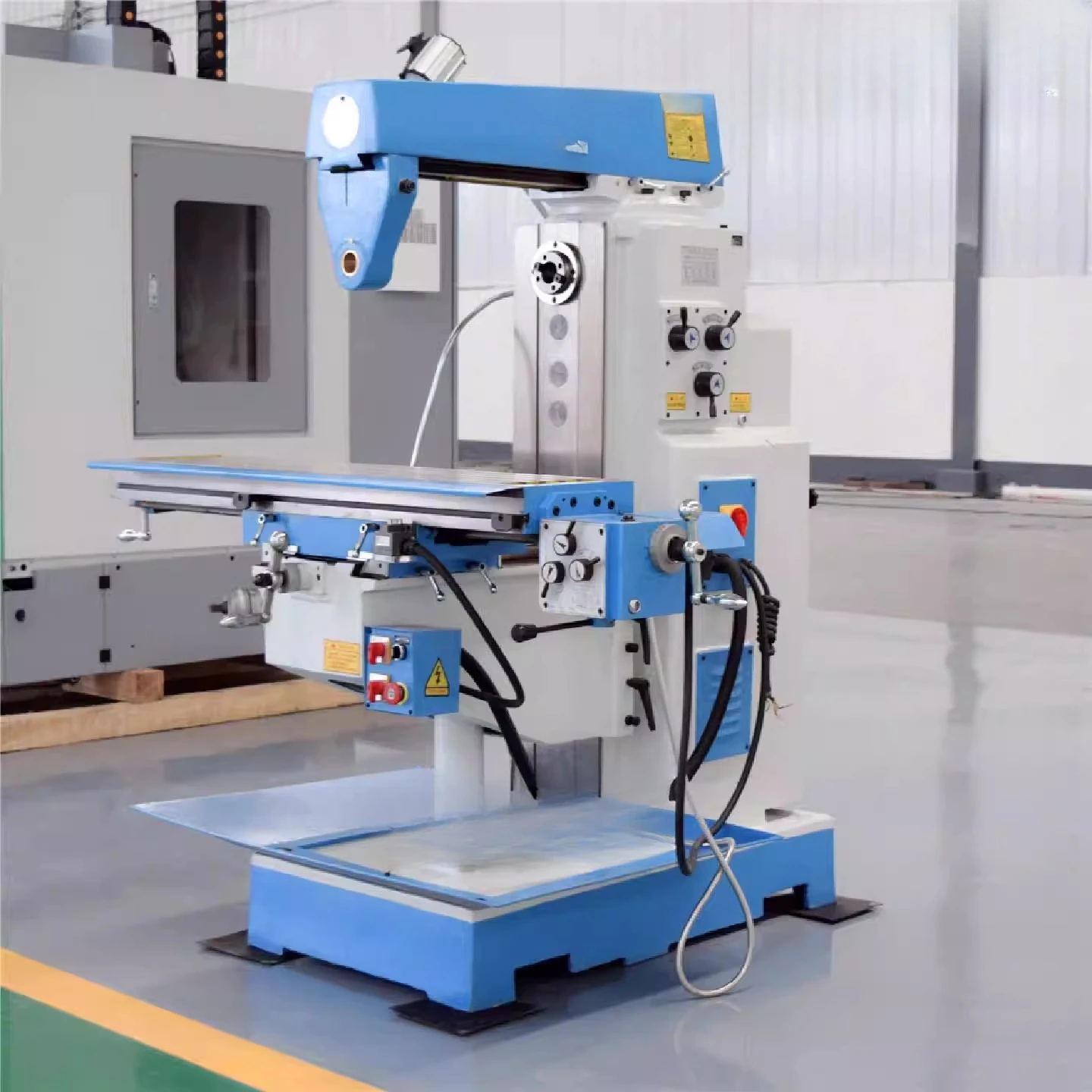 Supply ordinary horizontal milling machine modified numerical control horizontal milling machine