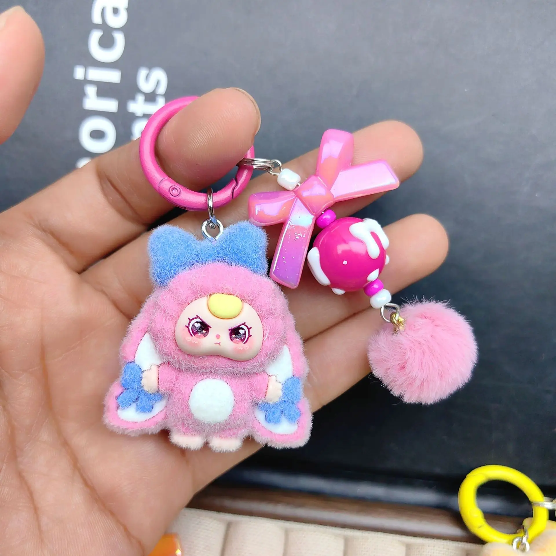 10 قطعة الطفل المختلط ثلاثة المفاتيح قلادة يتدفقون دمية كاي أكياس شخصية كرتونية حلي معلقة ملحقات لعبة