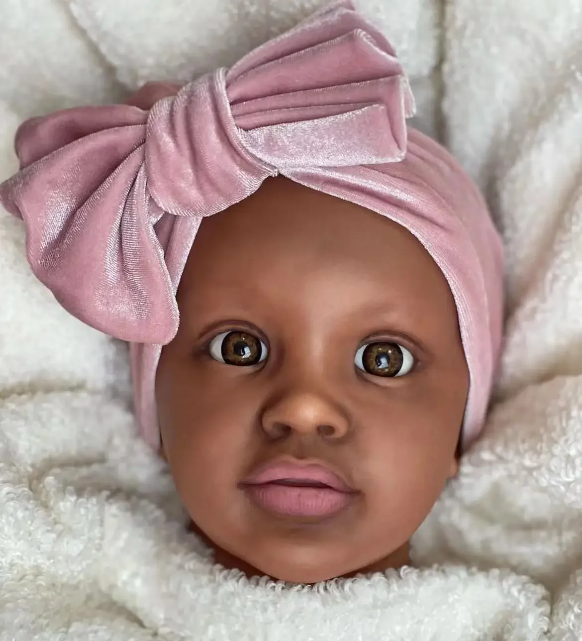 Dls personalizado fornecimento limitado 26 polegadas bebê reborn pippa pele escura já finsihed boneca de menina enorme