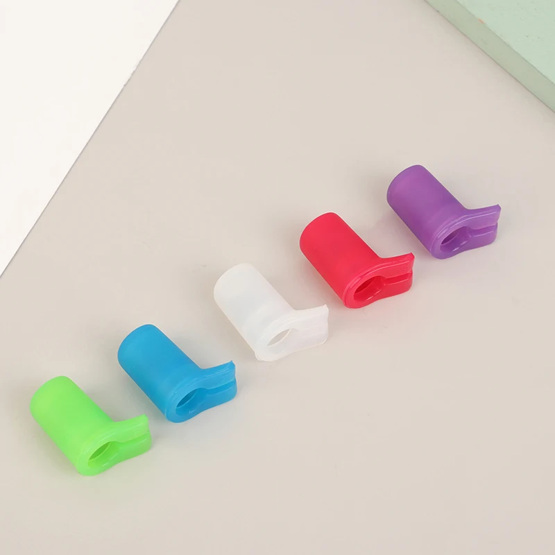 Valvola di ricambio in Silicone di alta qualità per cammello Bak bottiglia d'acqua per bambini ugello di aspirazione a più colori