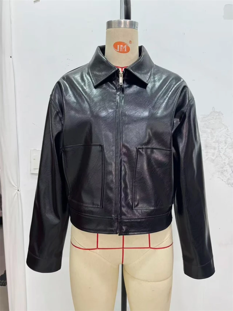 KEYANKETIAN 2025 Winter New Women's Faux Leather Jacket Retro style Turn Down Collar Zipper Loose Outerwear Fashion Black Coat