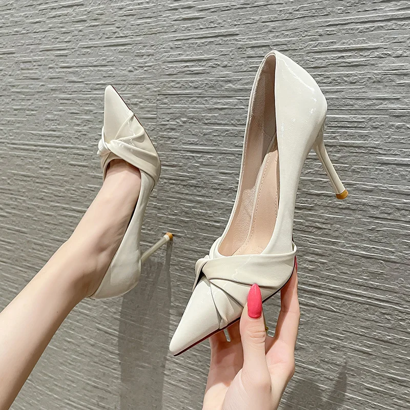 

2022 Spring Women 9cm High Heels Silver Valentine Pumps Luxury Glossy Stripper Stiletto Wedding Bridal Fetish Shoes