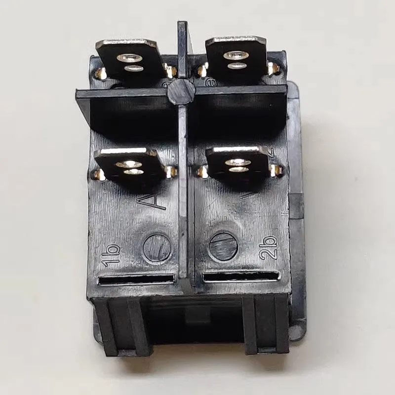 Original imported R5 certified ship type switch 4-pin 2-speed power supply 16A250V Red/green/black 32*25mm