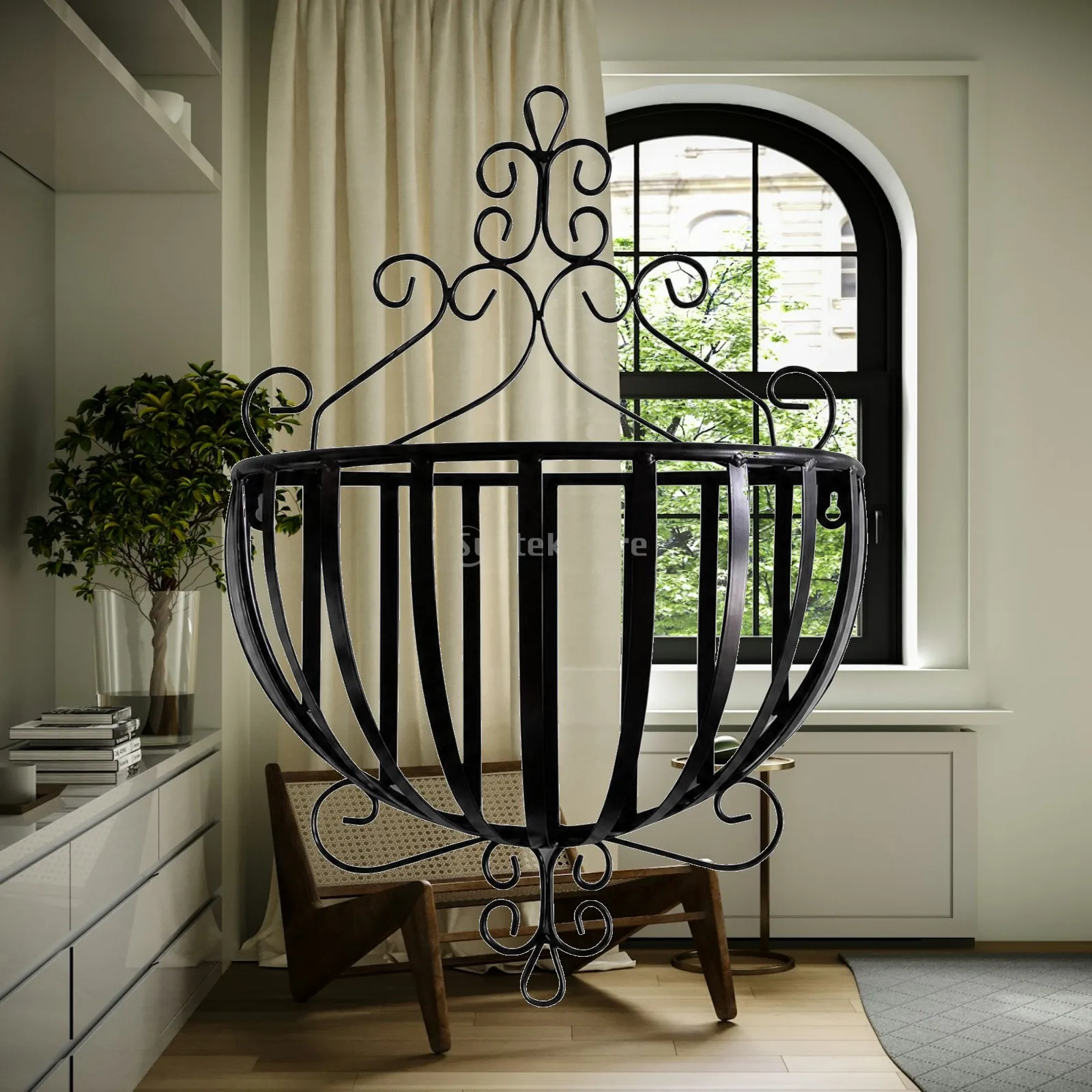 Wall-Mounted Iron Flower-Pot Holder Easy to Install Metal Wall Planter with Scrollwork Hanging Plant Basket with Curved Basket
