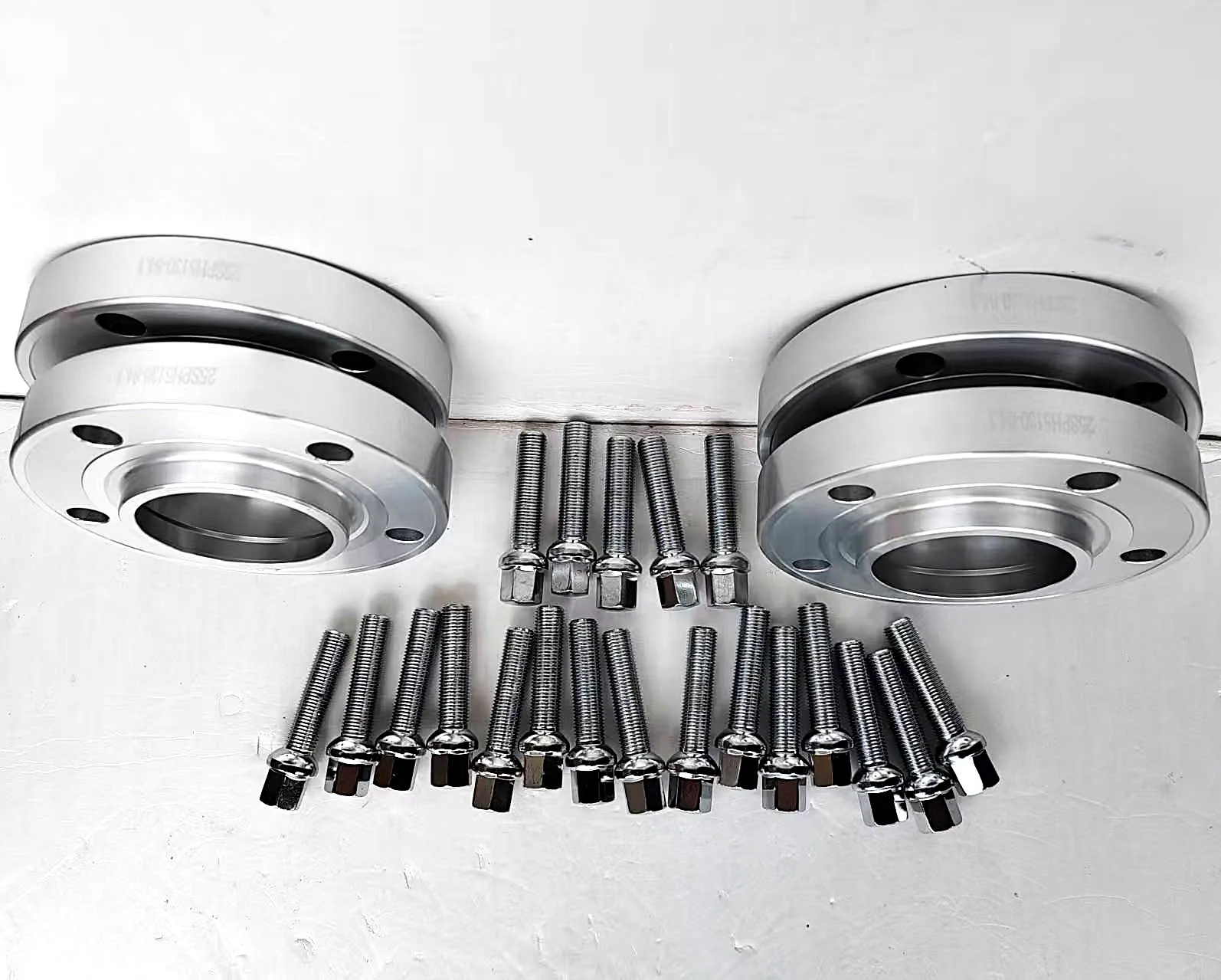 2x 15mm Hub Centric Wheel Spacers 84.1mm 5x130 14x1.5 Ball Bolts 6061-T6 Aluminum Alloy for Mercedes AMG G63 G-Class W463