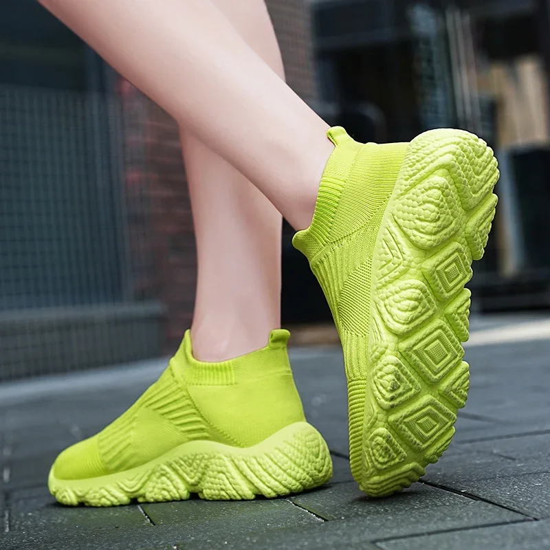 Men Shoes Knitting Sock Sneakers Women Spring Summer Slip on Flat Shoes Women Plus Size Loafers Flats Walking Zapatos De Mujer