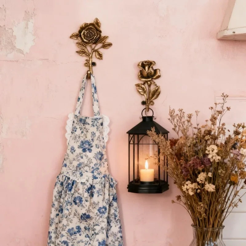 Gold retro hook metal wall hanging clothes bag decoration punching pendant cross-border flower single hook