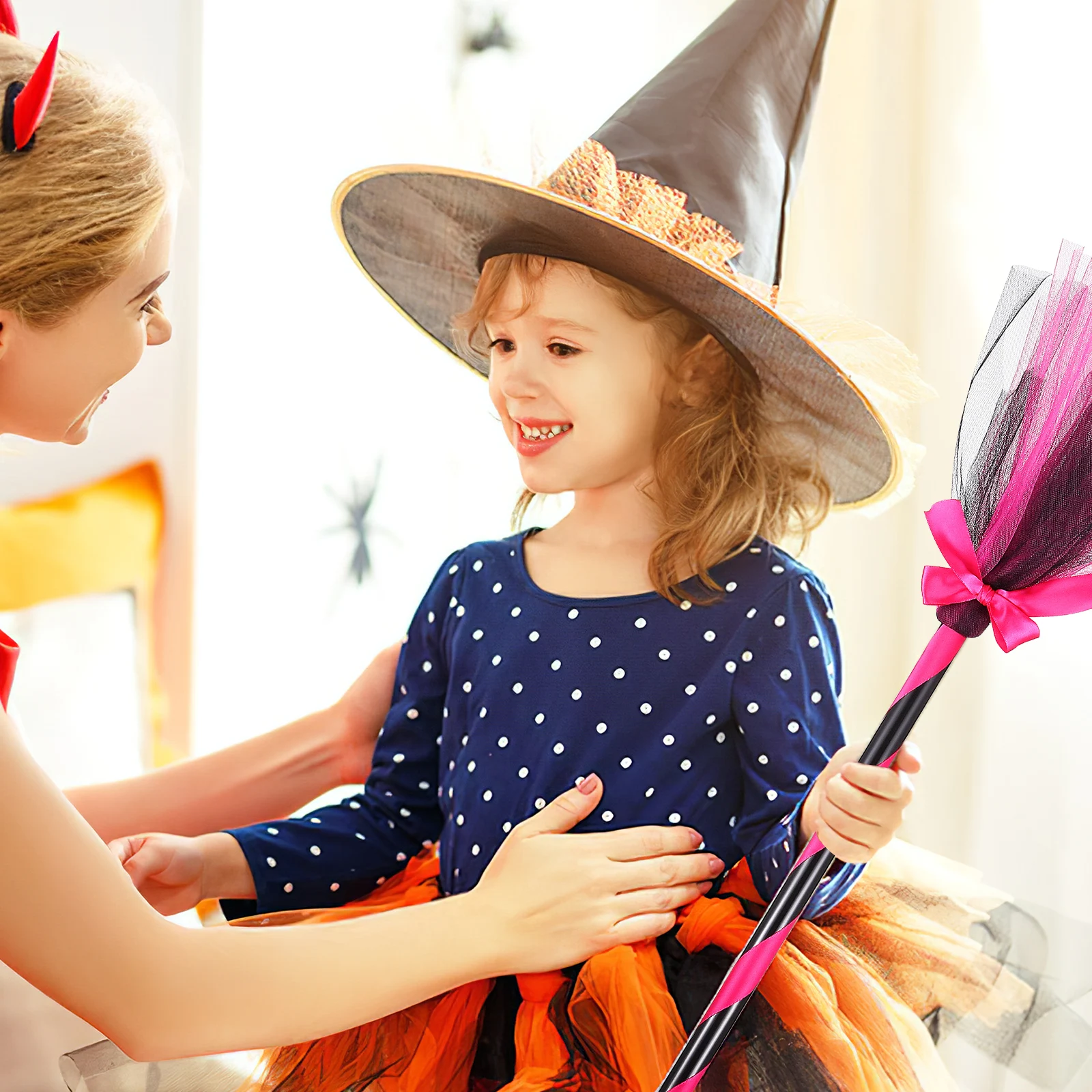 

5Pcs Decorative Witch Broom Halloween Party Prop with Colorful Bows for Costume Decoration Halloween Dress Up Events