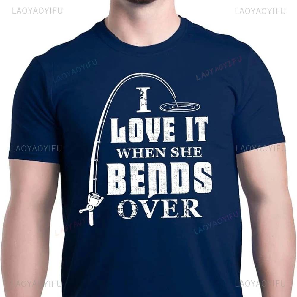 

Футболка «I Love It When She Bends Over Fish», забавная рубашка для рыбалки, женская и мужская летняя хлопковая футболка с принтом, повседневные уличные топы