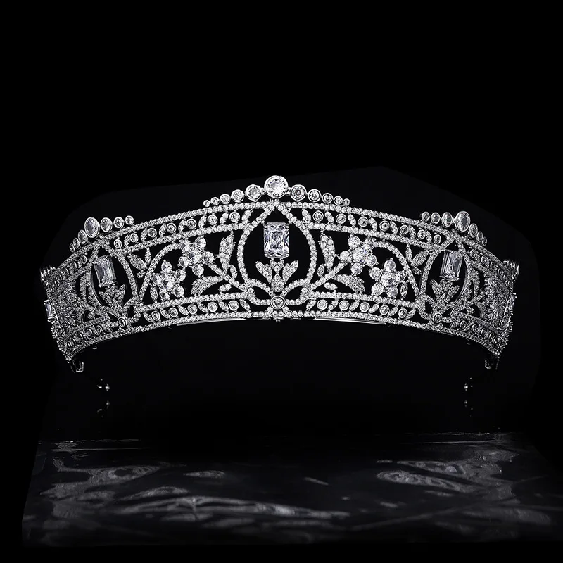 

Popular Vintage Luxury Jewelry Crown Women Sliver Color Tiara Dress Accessories Suitable for Dubai Wedding Holiday Gifts H-39