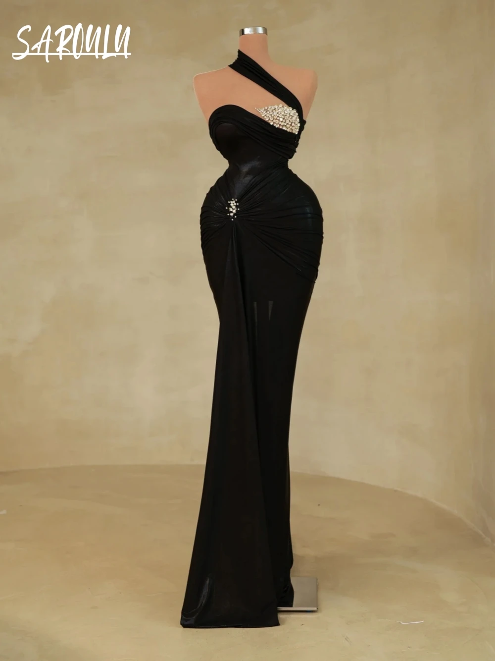 

Elegant Sweetheart Neck Evening Dress Black Straight Women Party Customized Prom Gown Crystals Vogue Formal Occasions Wear