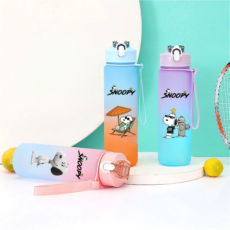 Snoopy 750ml Cartoon Gradient Color Plastic Straw Cup Aldult Portable Outdoor Sports Large Capacity Children Drinking Cup Gifts